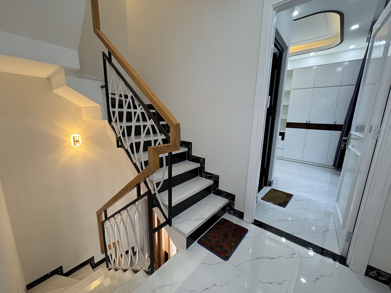 Tuyệt phẩm 3lầu full nội thất cao cấp (xây ở) hẻm ôtô 7 chỗ đổ trong nhà khu VIP Nguyễn Thượng Hiền